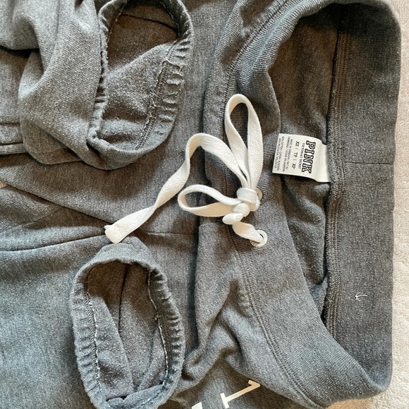 Super Cute PINK Capris sweats! - Picture 6 of 7